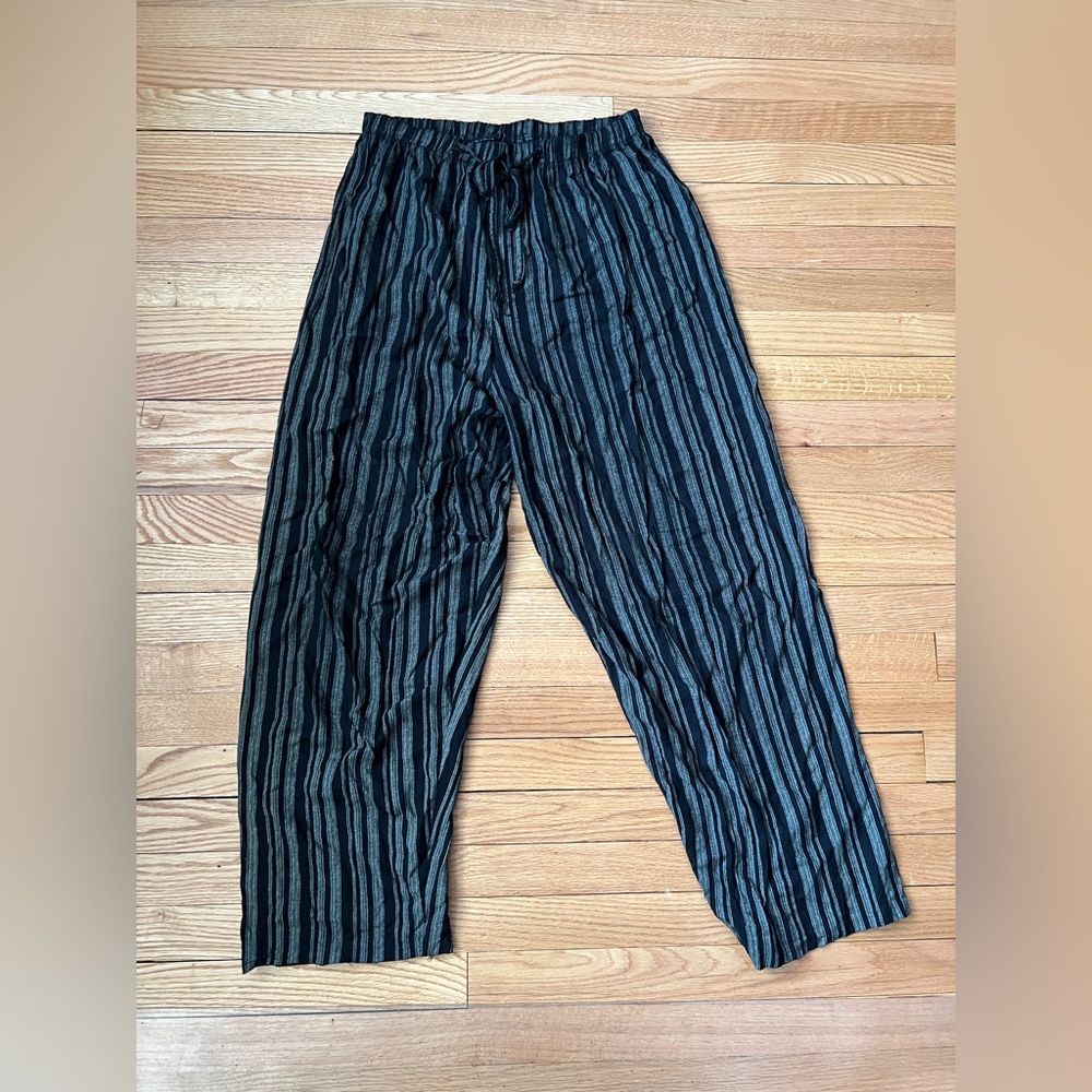 Comfy elastic loose striped pants - size Large